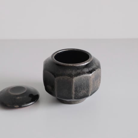 田谷直子 / 面取り壺小（黒瑠璃）