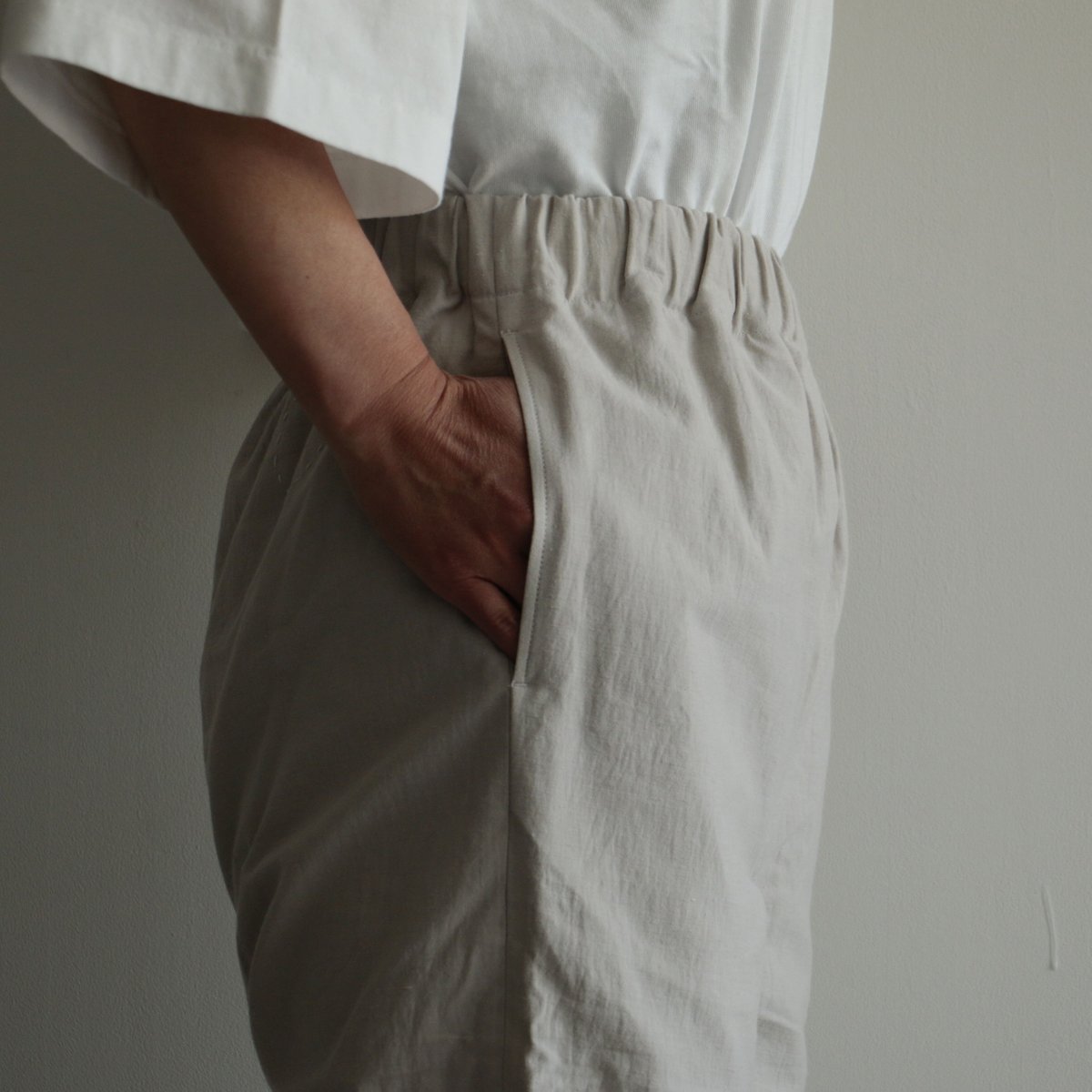 COSMIC WONDER / Classic back satin folk pants(M COSMIC WONDER / Classic back satin folk pants(M