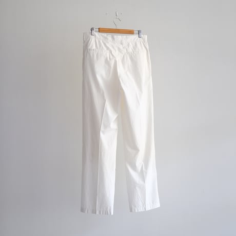 AURALEE / GARMENT-DYED FINX SHUTTLE WEATHER ONE-TUCK SLACKS（Men's / White））