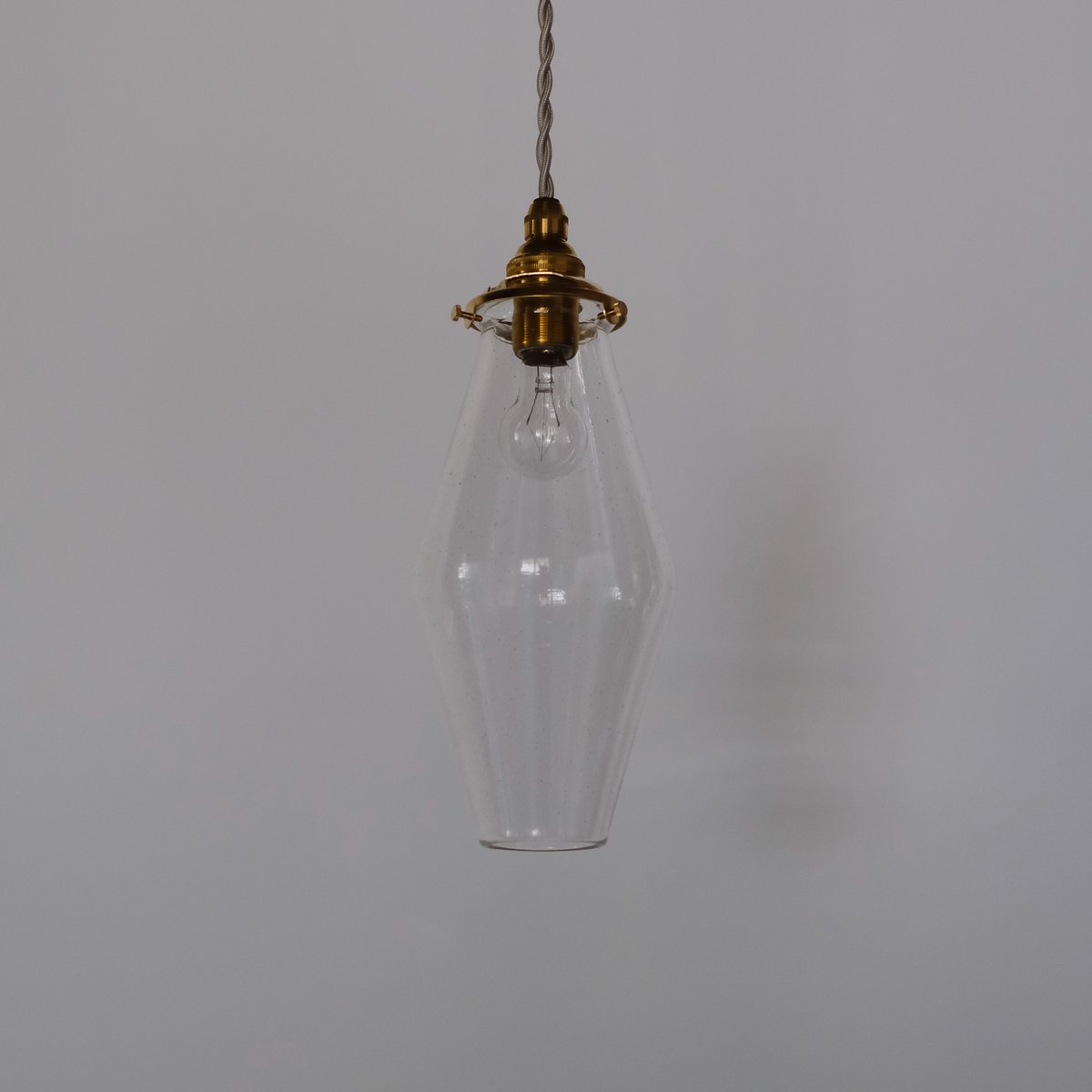 蠣﨑マコト / 49照明（蜘蛛の巣） | archipelago