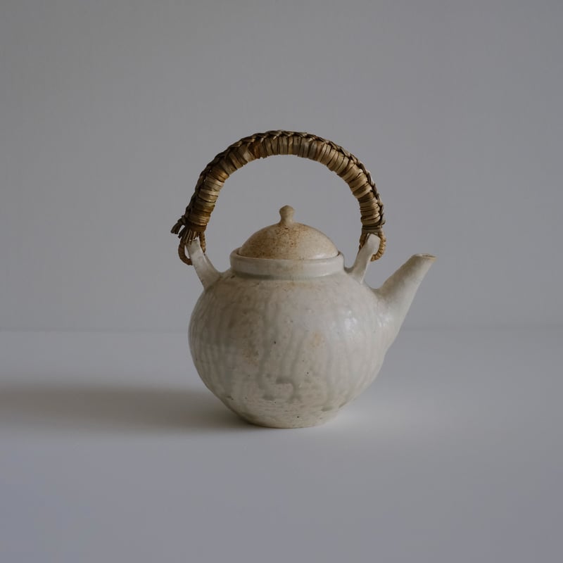 十場あすか/ 土と艸 土瓶（大） | archipelago