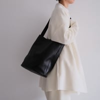 archipelago original/ Leather shoulder bag