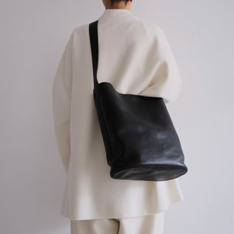 archipelago original/ Leather shoulder bag