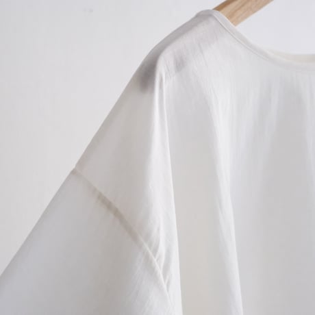 Yoli / Simple wide blouse（Lady ’s/Off.white)