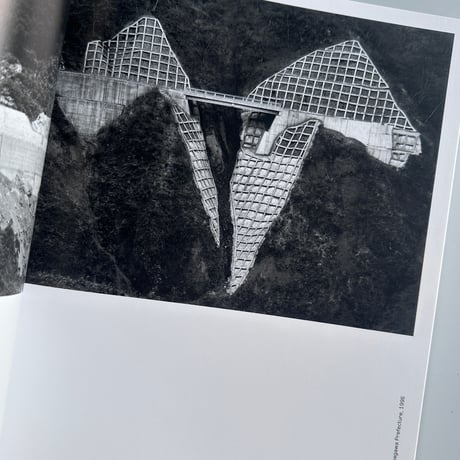 TOSHIO SHIBATA: JAPAN / Toshio Shibata [SIGNED]