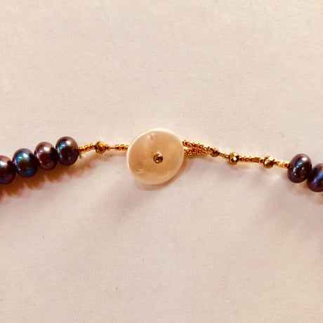 Necklace pink pearl beads