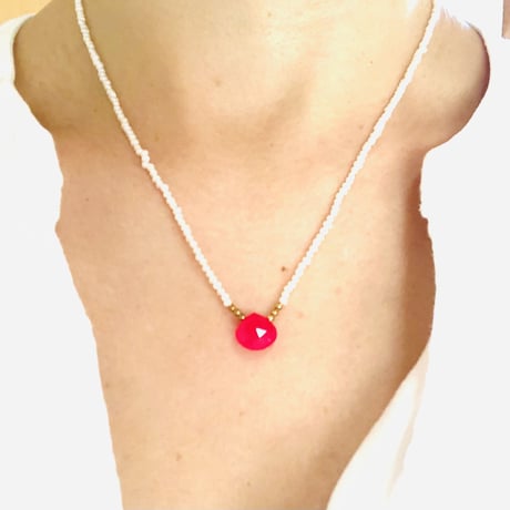 very pink charcedony drop tiny pearl beads necklace