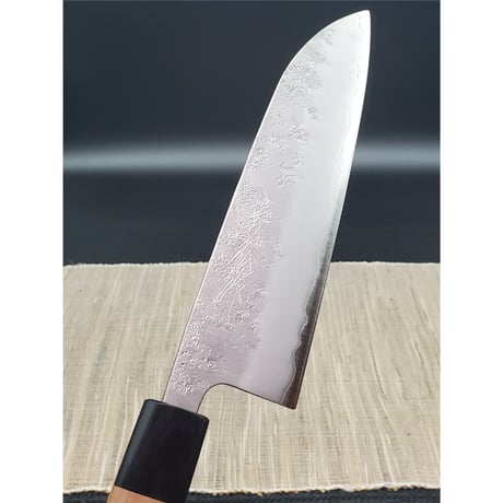 義弘作　三徳　包丁　青紙スーパー鋼　山脇刃物製作所　紫檀白水牛八角柄 義弘作三徳包丁青紙スーパー鋼山脇刃物製作所紫檀白水牛八角柄