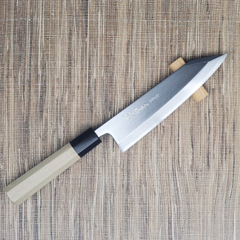 郷右馬允義弘 上作 切付出刃180mm 朴八角柄 | 山脇刃物製作所 郷右馬允義弘 上作 切付出刃180mm 朴八角柄 | 山脇刃物製作所