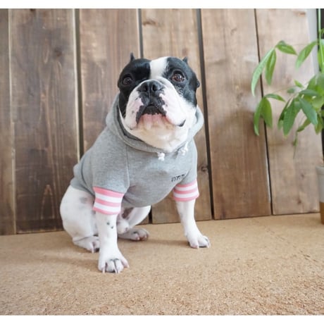 tititiのスウェットパーカー//  ピンク×ホワイト       　　　　*フレブル服TiTiTi