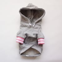tititiのスウェットパーカー//  ピンク×ホワイト       　　　　*フレブル服TiTiTi