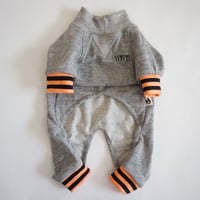 tititiのスウェットusude：ロンパース//オレンジ×ブラック　　　　　  【フレブル服TiTiTi】