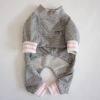 tititiのスウェットusude：ロンパース//ホワイト×ピンク　　　　　  【フレブル服TiTiTi】