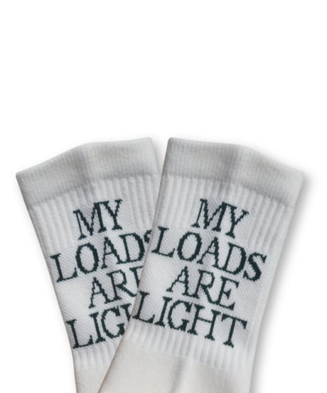 Text "M,L,A,L" : White　入荷予定：6月