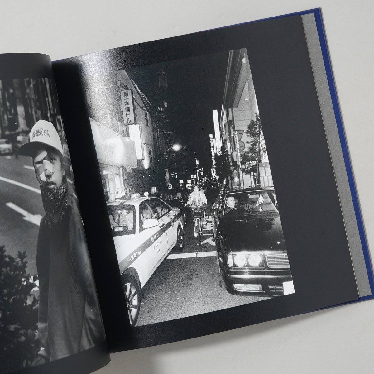 星玄人 街の火　Haruto Hoshi　直筆サイン入り サイン入/Signed] SHINJUKU 1999-2008 / 星玄人(Haruto H