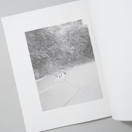 [新刊/New] GALAPA Program No.8 火曜日 / 富澤大輔(Taisuke Tomizawa)