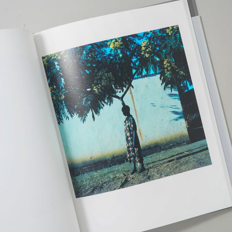 We are Made of Grass Soil, Trees, and Flowers(Cover B) / 山元彩香(Ayaka Yamamoto)
