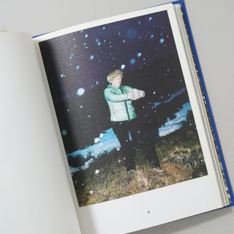 The Earth Is Only a Little Dust Under Our Feet / Bego Anton(ベゴ・アントン)