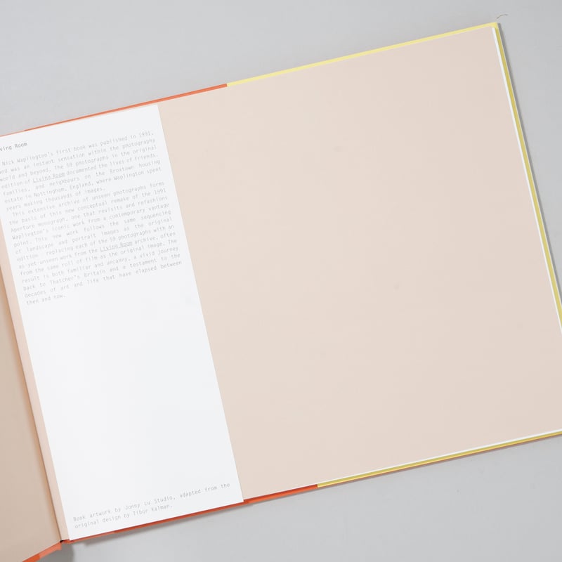 新刊サイン入/New,Signed] 新版 Living Room / Nick Wapli