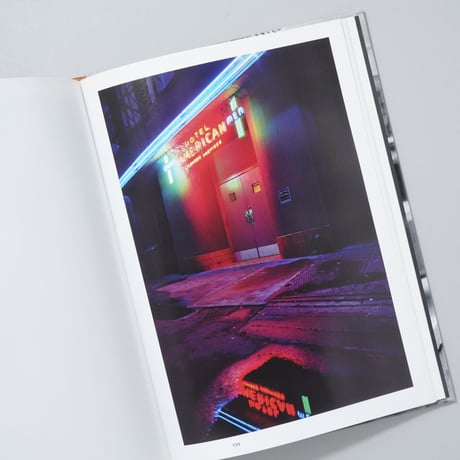UNDER VANCOUVER / Greg Girard(グレッグ・ジラード)