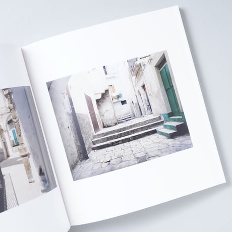 [新刊/New] PUGLIA. TRA ALBE E TRAMONTI / Luigi Ghirri(ルイジ・ギッリ)