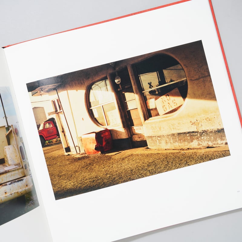 WILLIAM EGGLESTON 「LOS ALAMOS REVISITED」 William Eggleston: Definitive Los Alamos Photography Collection