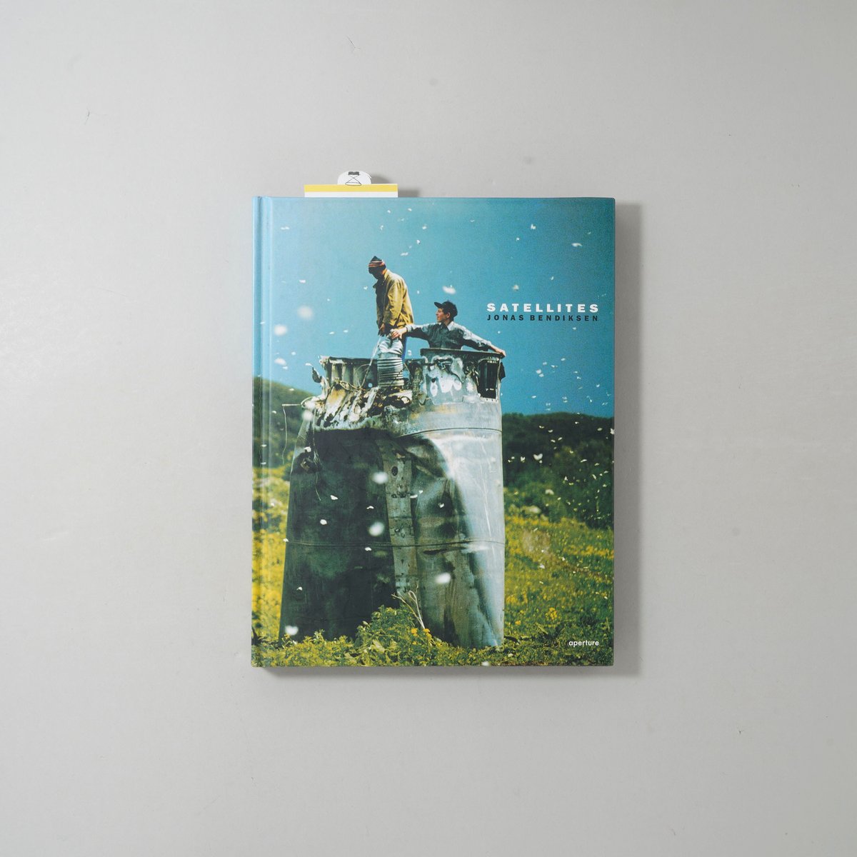 Satellites / Jonas Bendiksen(ジョナス・ベンディクセン) | bo