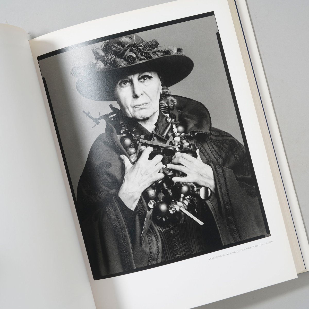 RICHARD AVEDON PHOTOGRAPHS 1946 2004 洋書 61ANwCuIoaL._UF1000,1000_QL80_.jpg