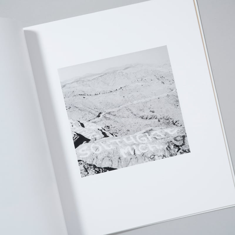 新刊/New]On Lookout Mountain / Robert Adams(ロバート