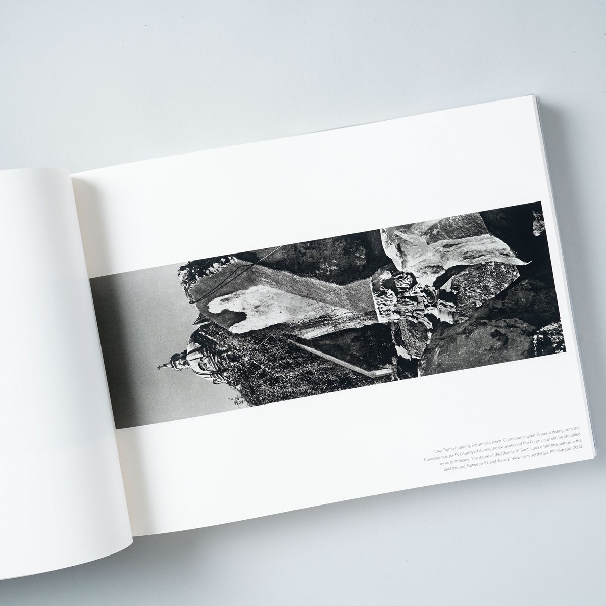 新刊/New] Ruins / Josef Koudelka(ヨゼフ・クーデルカ) | bo...