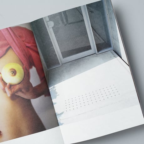 [新刊/NEW]  SELF-PORTRAITS /長島有里枝 (Yurie Nagashima)