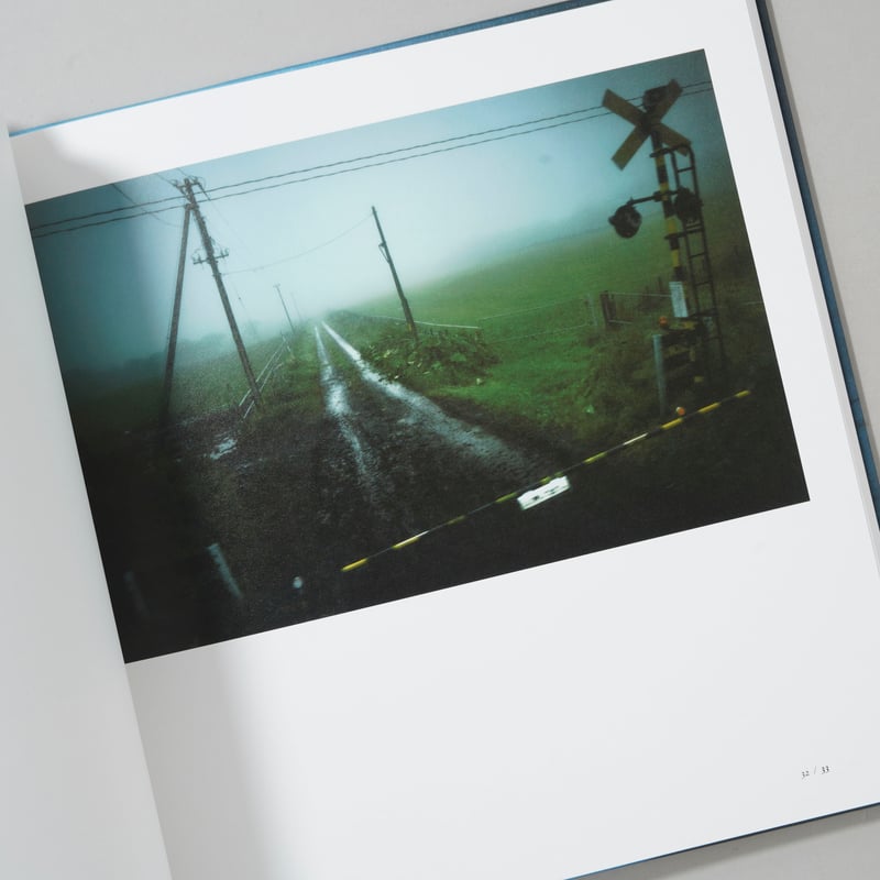小川康博　ogawa yasuhiro into the silence Into the silence | Yasuhiro Ogawa | Photo editions, Blue