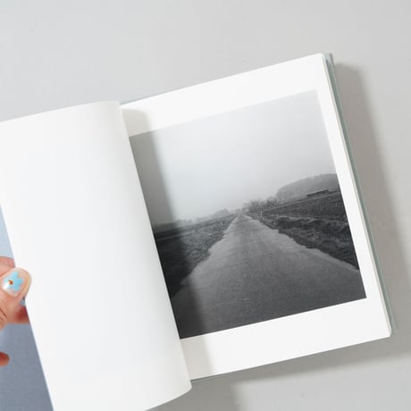 [新刊サイン入/New,Signed] 灯と煙たち sending the spirit into the light / 村越としや(Toshiya Murakoshi))