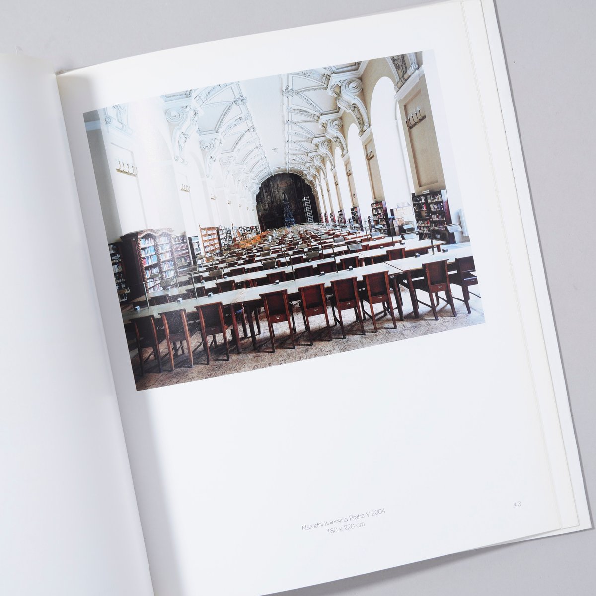 レア　Candida Höfer ORTE JAHRE 作品集 レア Candida Höfer ORTE JAHRE 作品集 - メルカリ