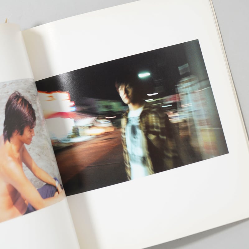 empty white room / 長島有里枝(Yurie Nagashima) | boo