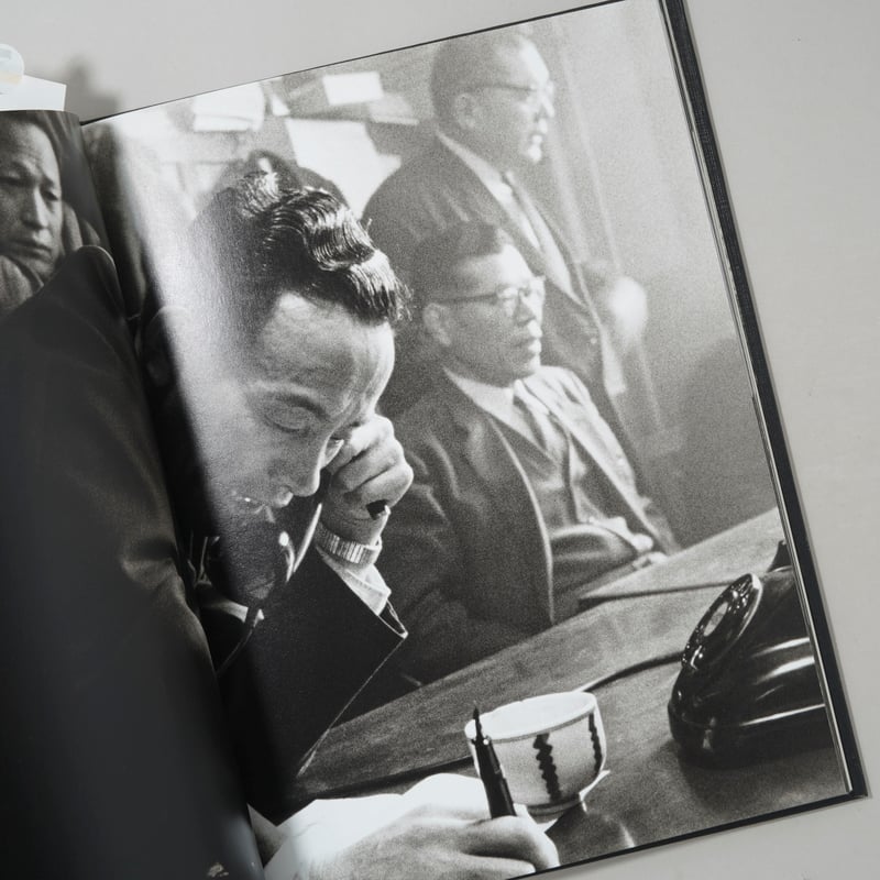 『張り込み日記』 写真集　渡辺雄吉 2nd edition 限定1000部 渡部雄吉写真集 「張り込み日記」 Stakeout Diary | 渡部 雄吉 |本