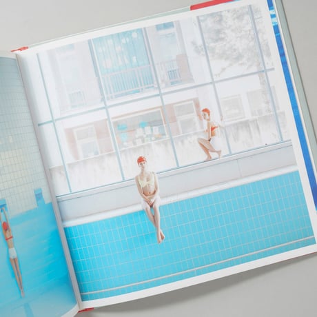 Swimming Pool / Maria Svarbova(マーリア・シュヴァルボヴァー)