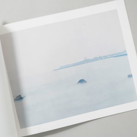 BEYOND MEMORY AND UNCERTAINTY 記憶と不確実さの彼方 / 米田知子(Tomoko Yoneda)