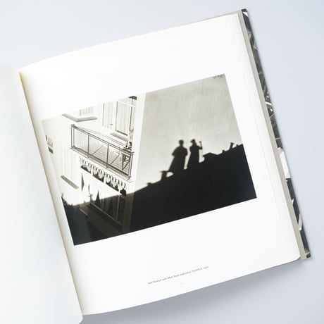 Photography Through the Looking Glass / Ilse Bing(イルゼ・ビング)