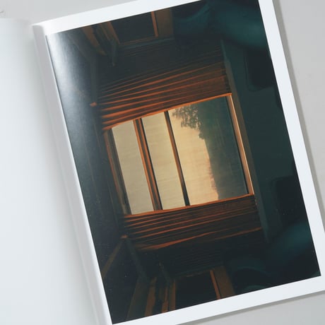 [新刊/New] DISTANCES / Romain Laprade(ロマン・ラプラード)