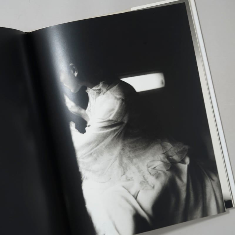 WOMEN / Lillian Bassman (リリアン・バスマン) | bookobscu