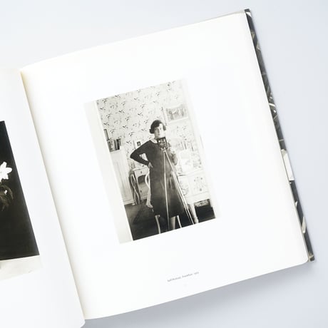 Photography Through the Looking Glass / Ilse Bing(イルゼ・ビング)