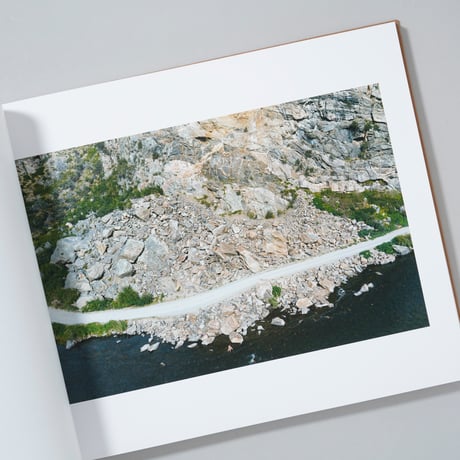 [新刊/New]TOPOGRAPHIES: AERIAL SURVEYS OF THE AMERICAN LANDSCAPE / Stephen Shore(スティーブン・ショア)