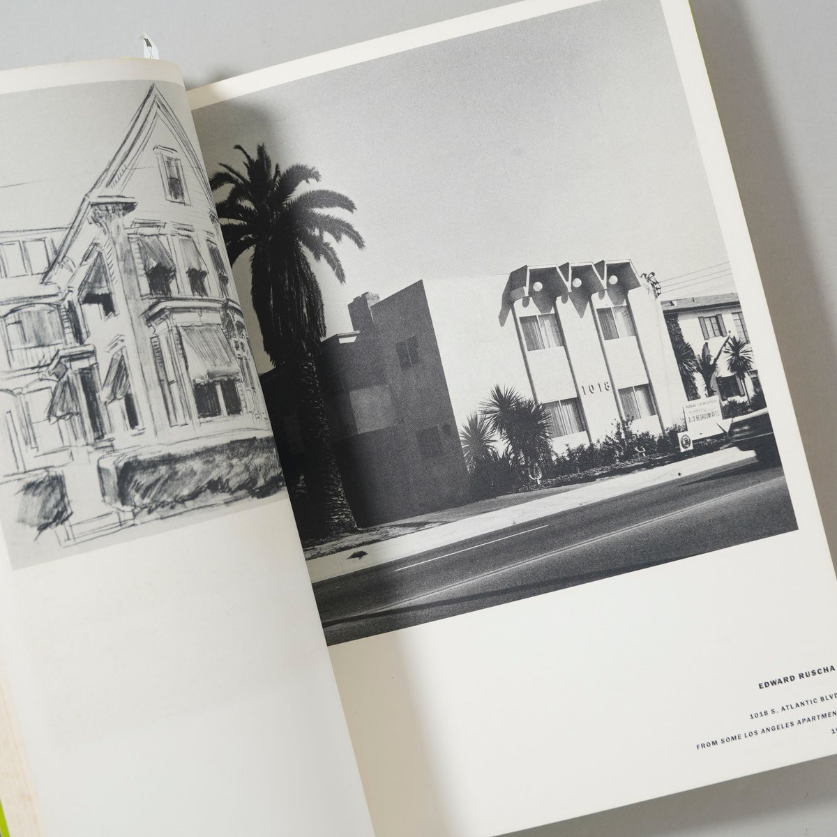 Los Angeles Apartments / Ed Ruscha(エド・ルシェ) | bo