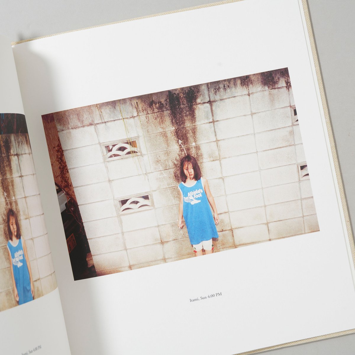 ASPHALT & CHALK by Sayo Nagase 永瀬沙世 Asphalt & Chalk / Sayo Nagase(永瀬沙世) | bookobscu