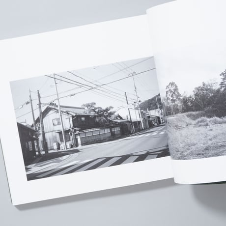 [新刊/New]平行写真 / 富澤大輔(Daisuke Tomizawa)