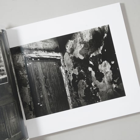 石内都 | STORES