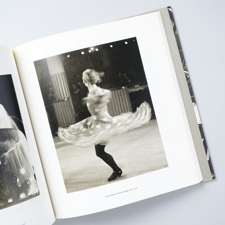 Photography Through the Looking Glass / Ilse Bing(イルゼ・ビング)