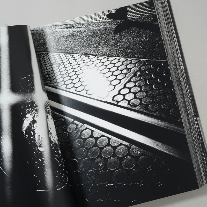 サイン入/Signed] ニュー新宿/ 森山大道(Daido Moriyama) | boo