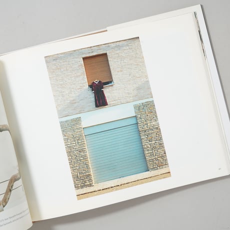 It's beautiful here, isn't it... / Luigi Ghirri(ルイジ・ギッリ)